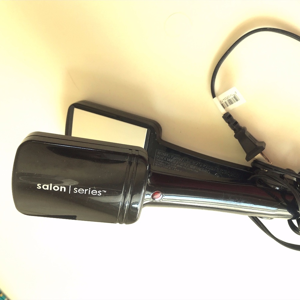 SOLD - Salon Series Flat Iron Hair Straightener